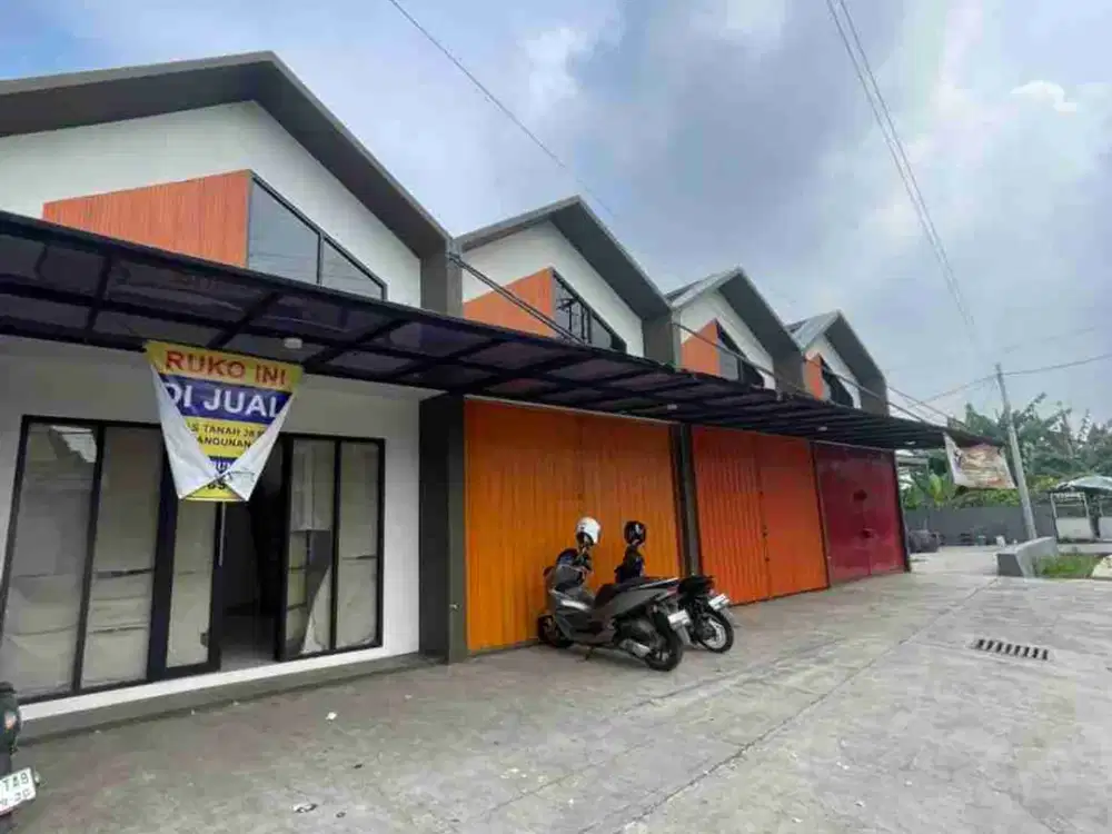 sisa 1 unit lagi ruko nya bisa buat usaha..