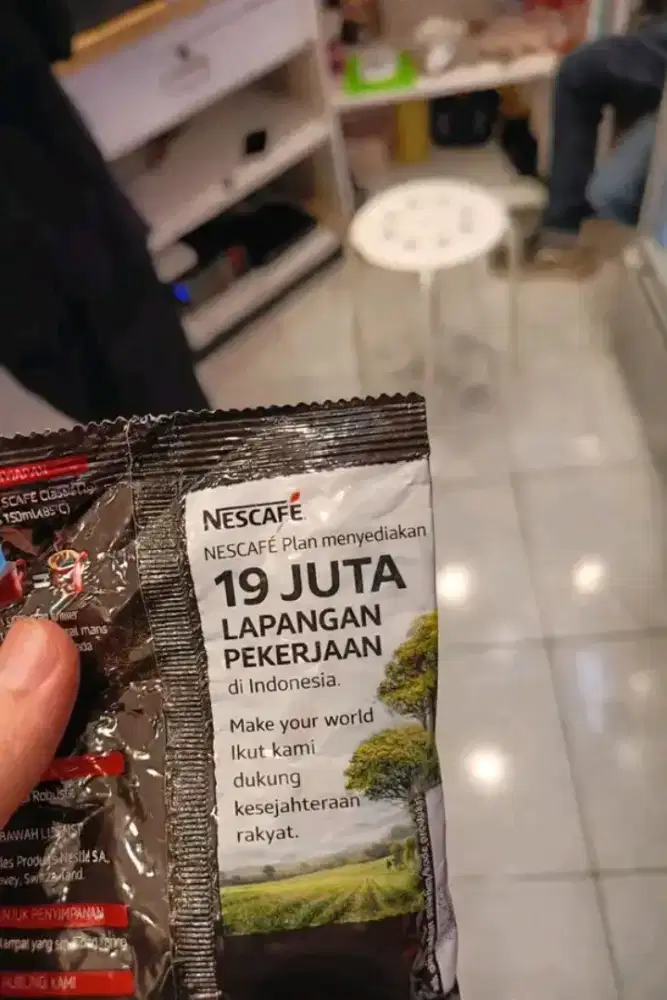 ibu/bapak bos mohon lowongan kerja nya terima kasih