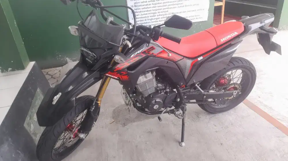 CrF 2024 plat AB low km