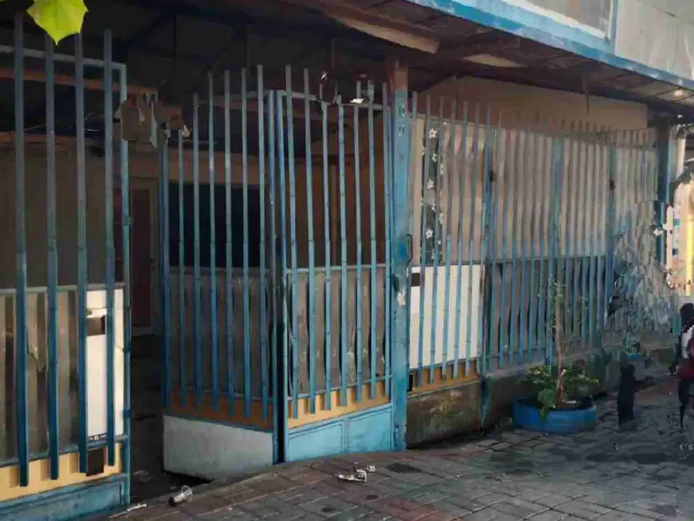 Disewakan rumah usaha lebar 8 di kelapa gading jakut