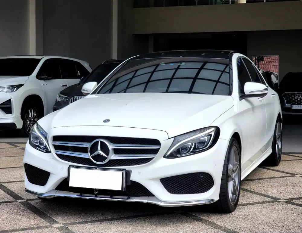 MERCEDES BENZ C 300 AMG LINE PANORAMIC SUNROOF 2018 PK 2019 PUTIH
