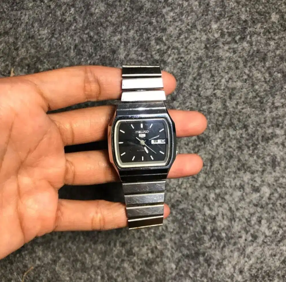 Jam tangan seiko 5