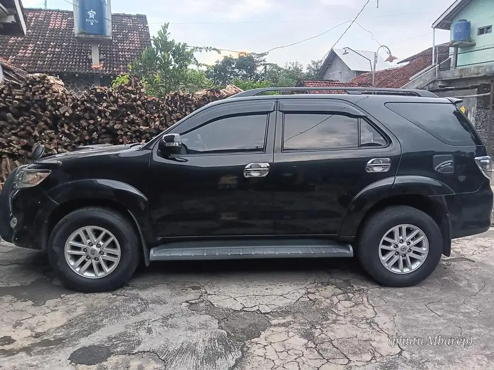 BU JUAL CEPAT FORTUNER VNT 2014