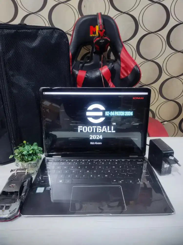 ASUS ZENBOOK UX370UAR-313 [Ram 16GB ]