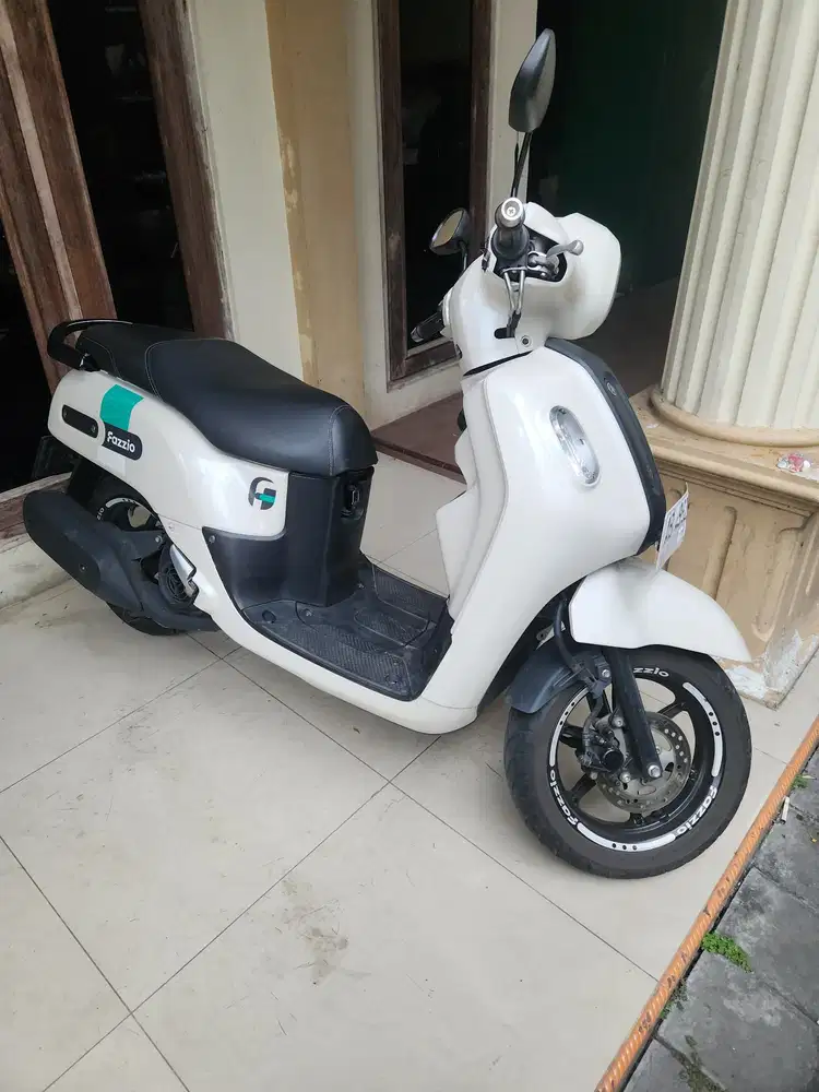 Fazzio 125 putih keyless 2022 gbm dp300rb kredit tunai