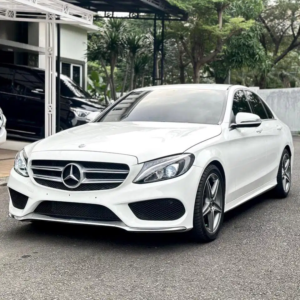 (CASH) Mercedes Benz C200 AMG W205 2018