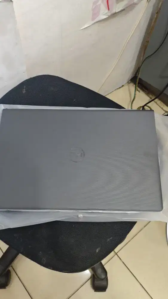 Dell Vostro 3510 Notebook i7 1165g7 8gb 512gb