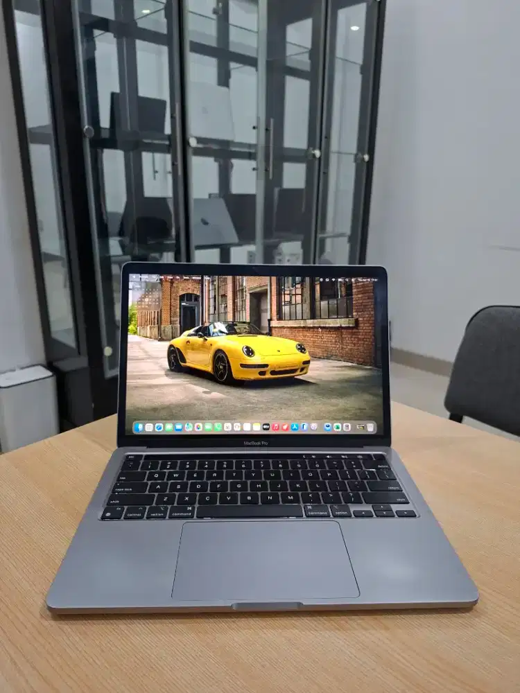 Macbook Pro M2 2022 Ram 8/256