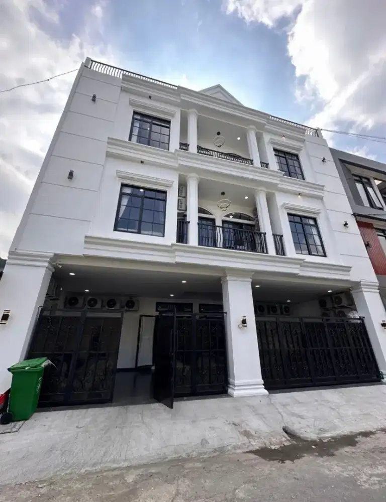 Rukost Rumah Kost 18 Kamar Di Candi Mendut Soekarno Hatta Suhat