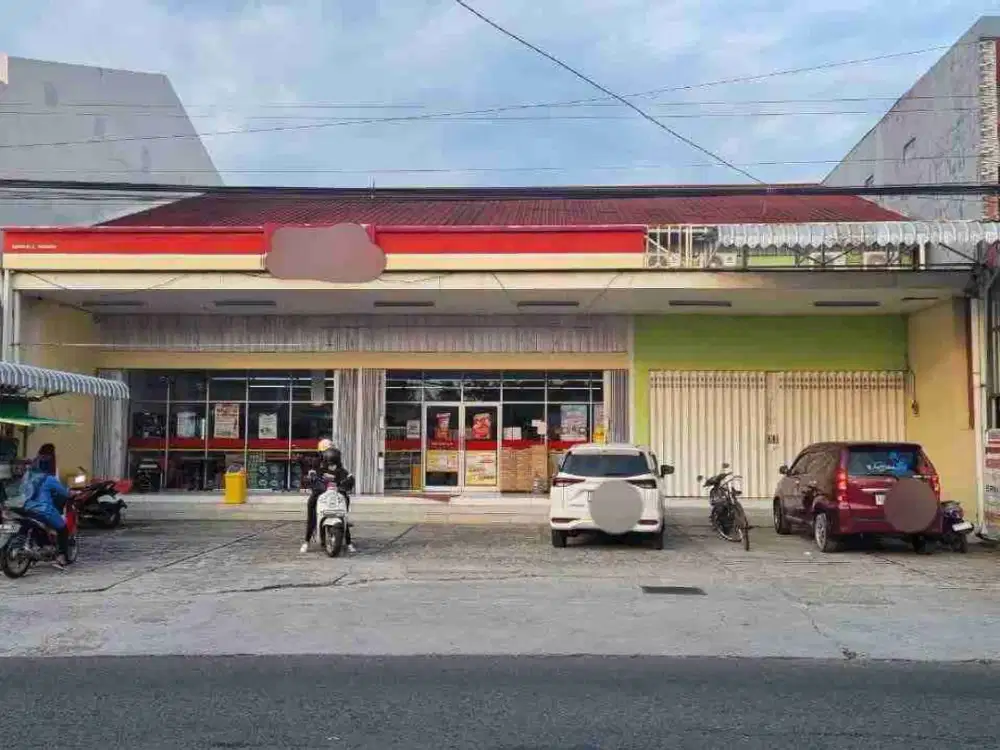 Ruang Usaha Retail Minimarket Akses Jl. utama di Sragen