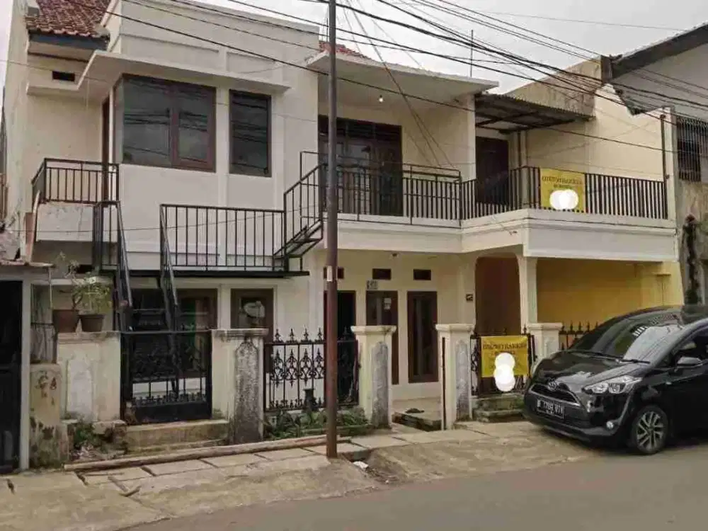 disewakan rumah serbaguna bisa untuk bimbel dan tempat usaha lokasi strategis dipinggir jalan raya