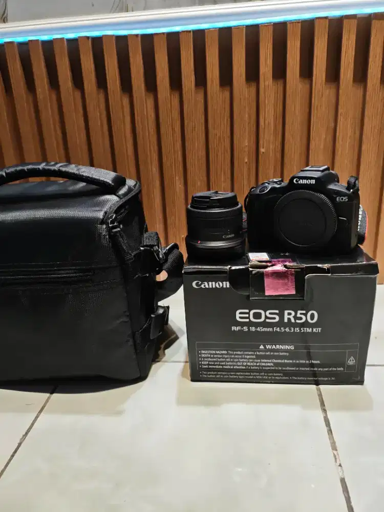 Kamera Canon Eos R50+kitt