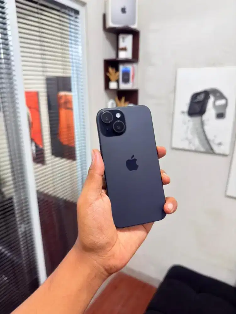 iPhone 15 128gb iBox