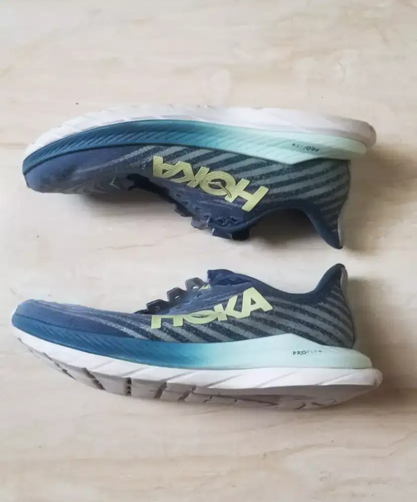 Sepatu hoka mach 5 original no : 41