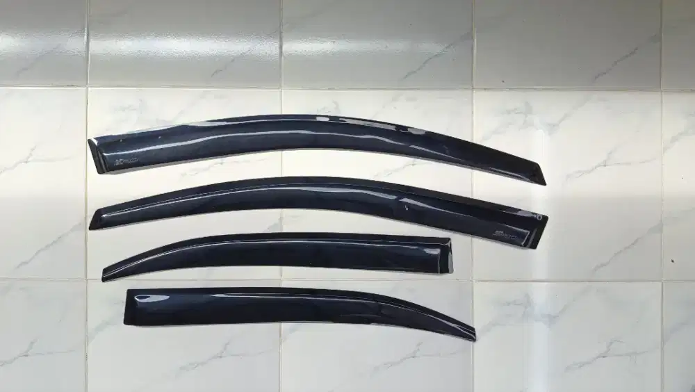 Talang air dan chroom list kaca honda brio 2019-2026