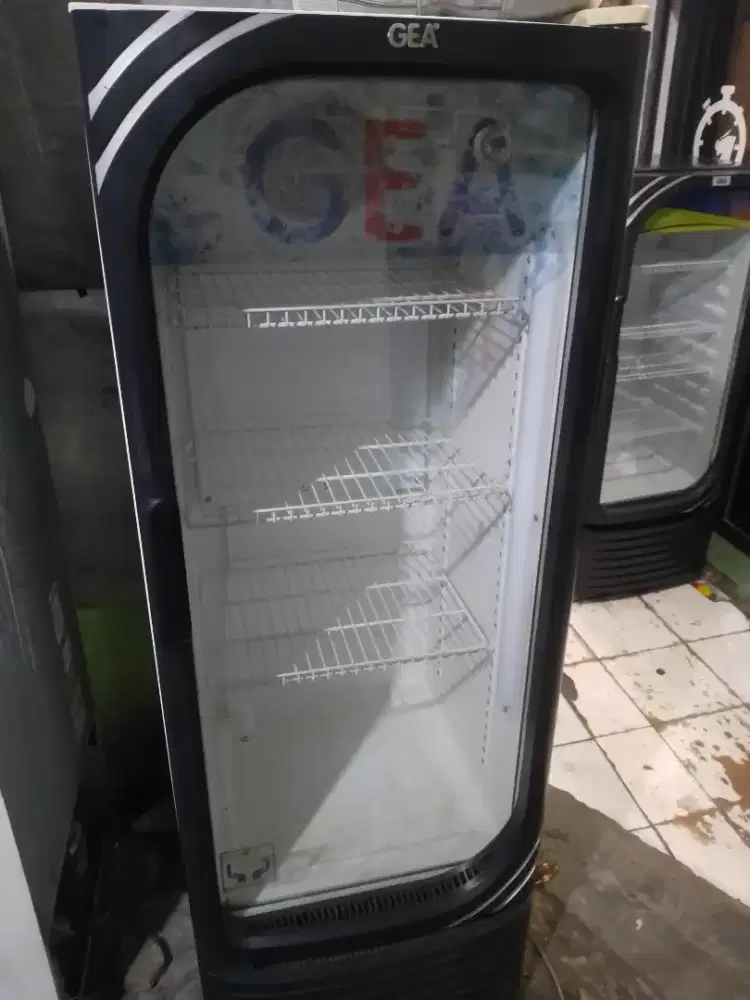 Showcase GEA Expo 4 rak 260L