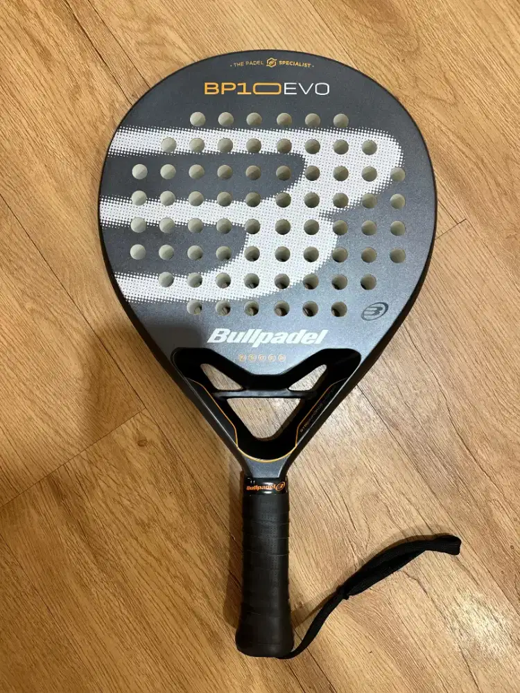 BULLPADEL BP 10 EVO 2025 LIKE NEW BARU DIPAKE 3 BULAN