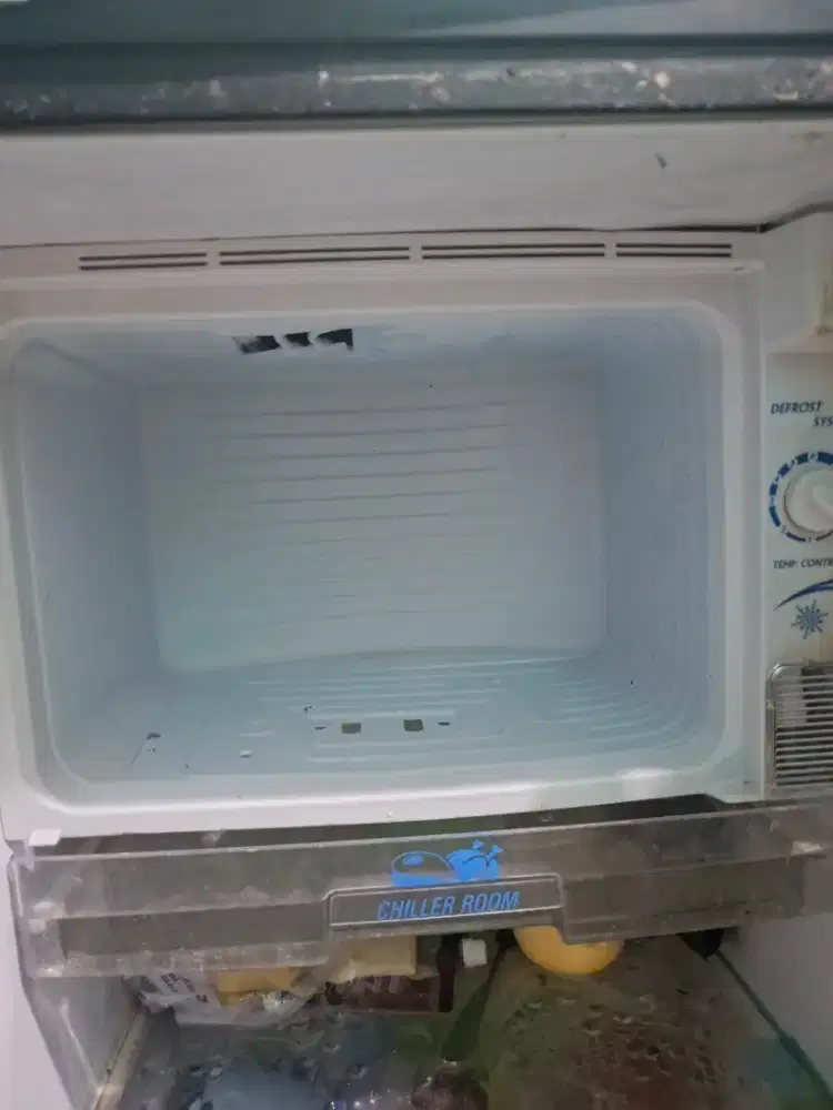 Jual Kulkas Rusak