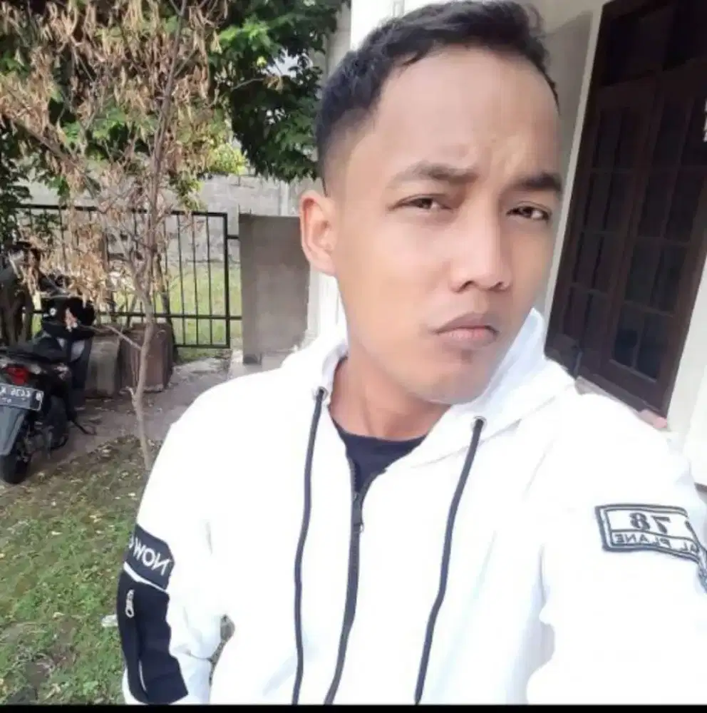 Cari kerja driver pribadi,anter jemput sekolah,direksi