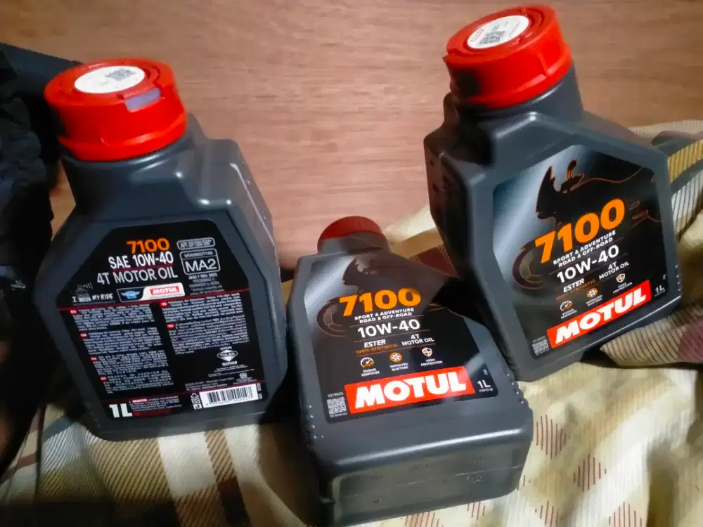 Oli motul 7100 1 liter