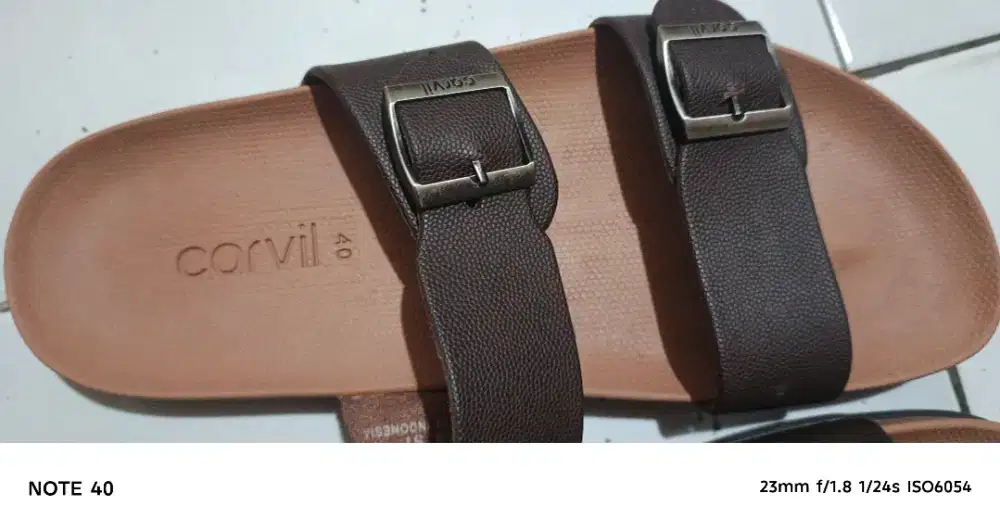 Sendal carvil like new