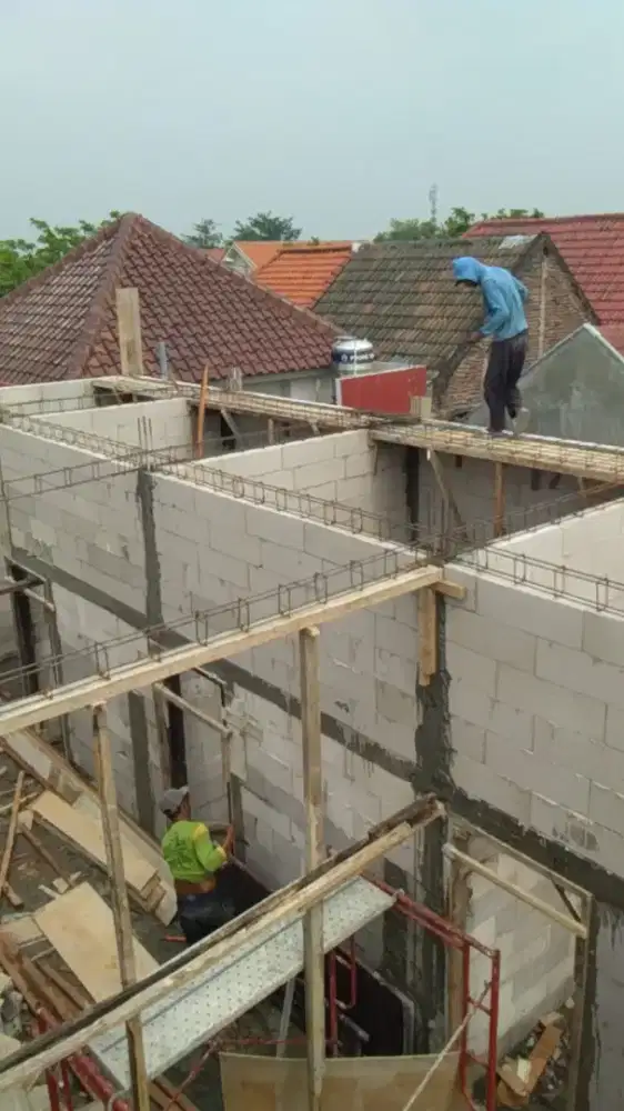 Tukang bangunan,listrik,galvalum,partisi,keramik,plafon,ngecat, dll