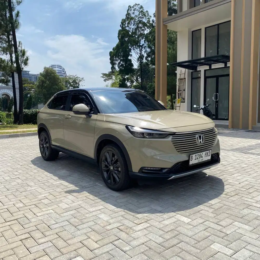HONDA NEW HRV SE 2022 AT MATIC GENAP SAND KHAKI
