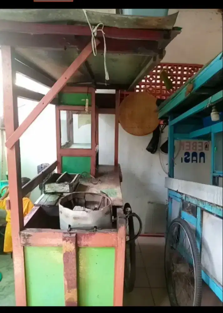 Rombong nasi goreng dan bebek