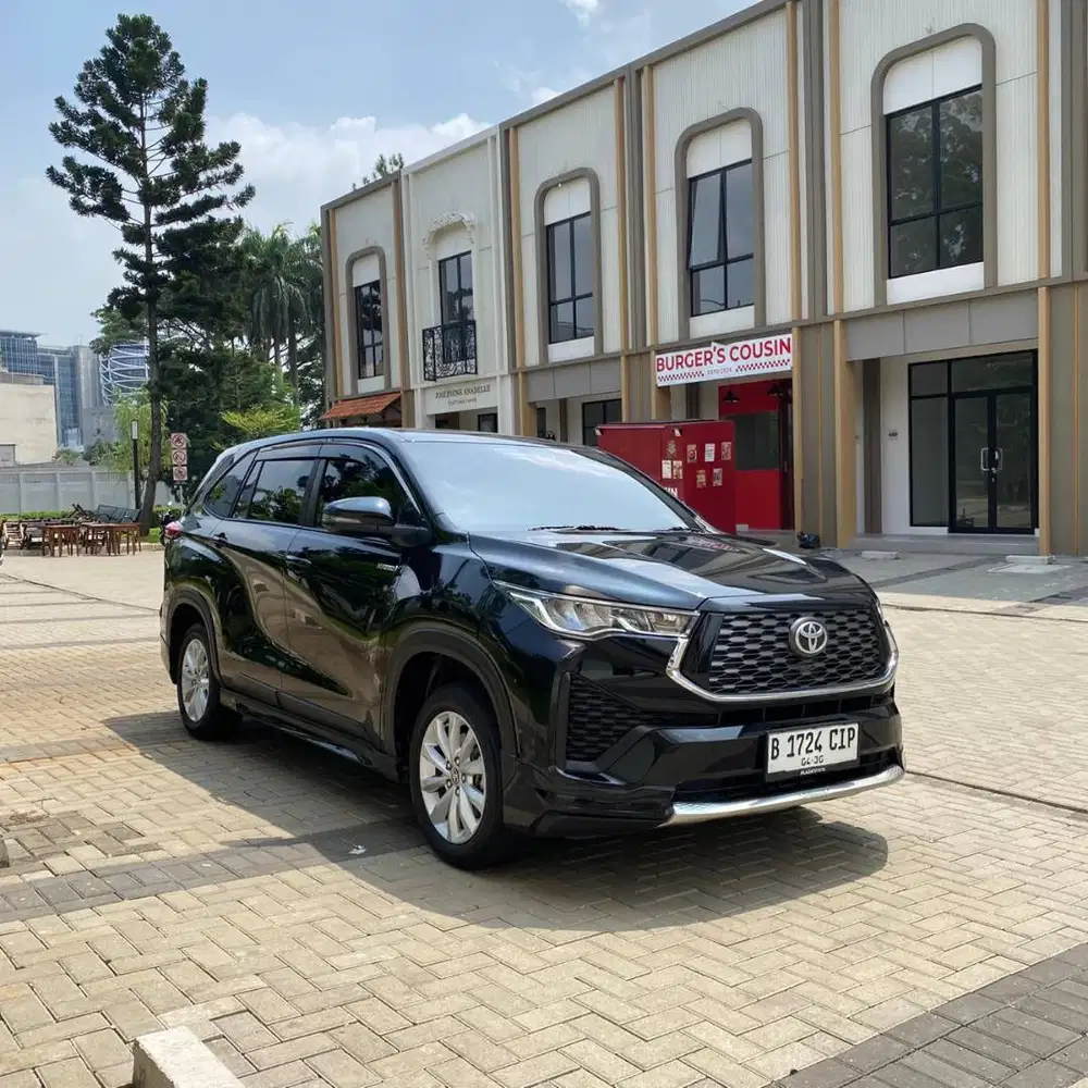 TOYOTA INNOVA ZENIX V HYBRID MODELISTA 2025 AT MATIC