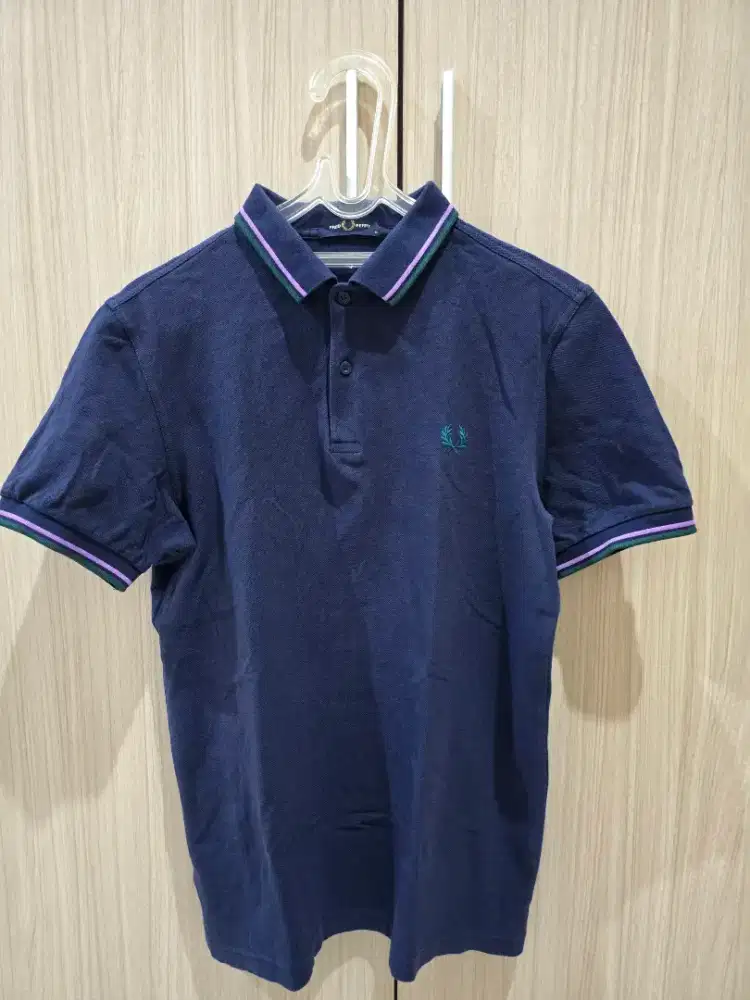 ​[PRE-LOVED] Polo Shirt Fred Perry Original - Navy Blue