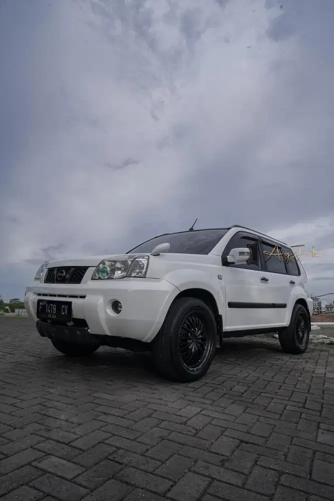 Xtrail t30 2026 putih
