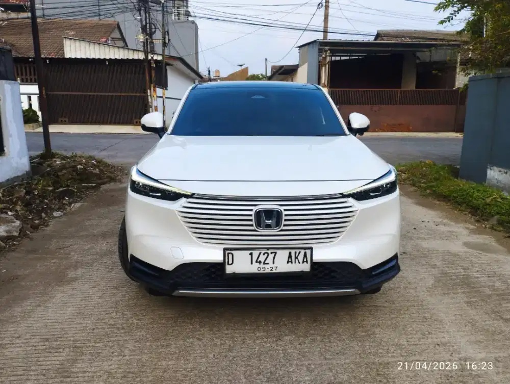 Mulus new HR-V SE CVT 2022