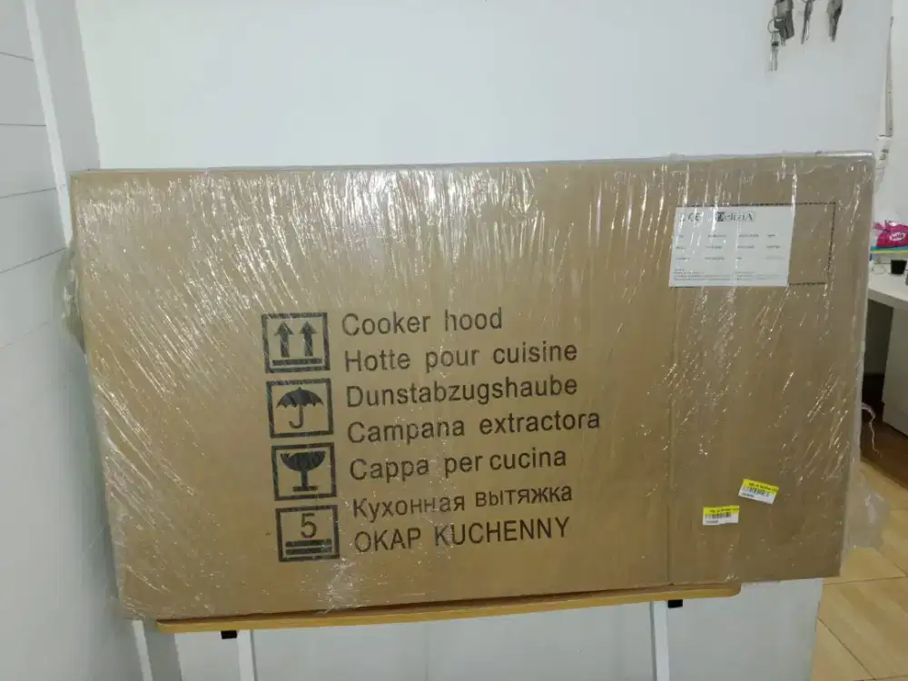 Cooker hood delizia 90cm slim new segel