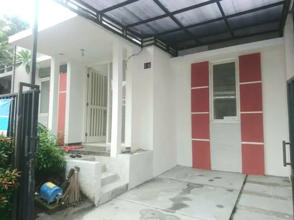 Dijual Rumah Dekat Tol di Pandanwangi Royal Park Blimbing Malang