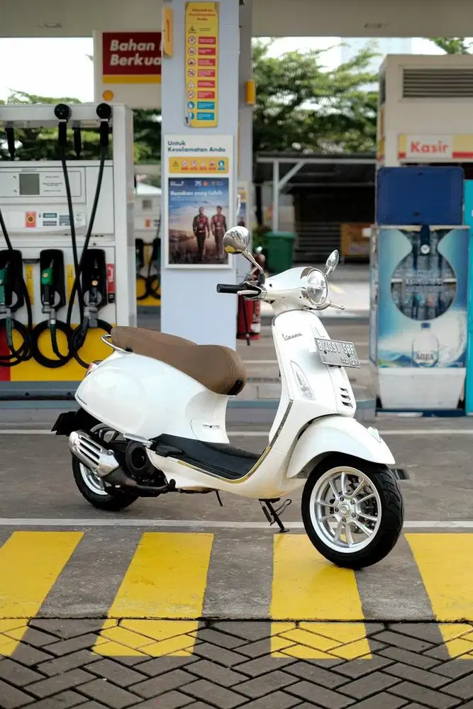 PIAGIO VESPA MATIC PRIMAVERA 150 IGET ABS FACELIFT TAHUN 2021