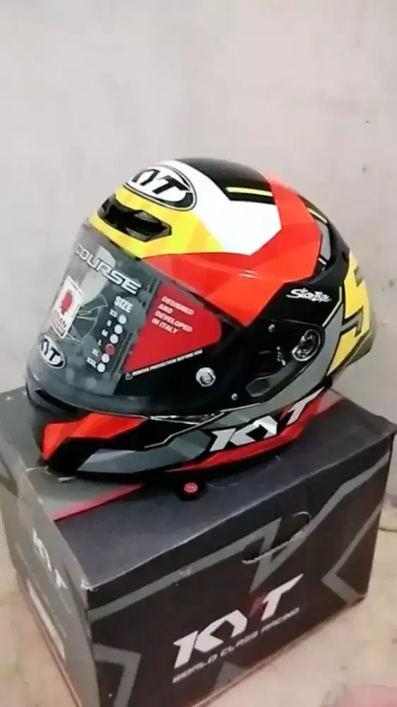 HELM KYT TTC JAUME MASIA