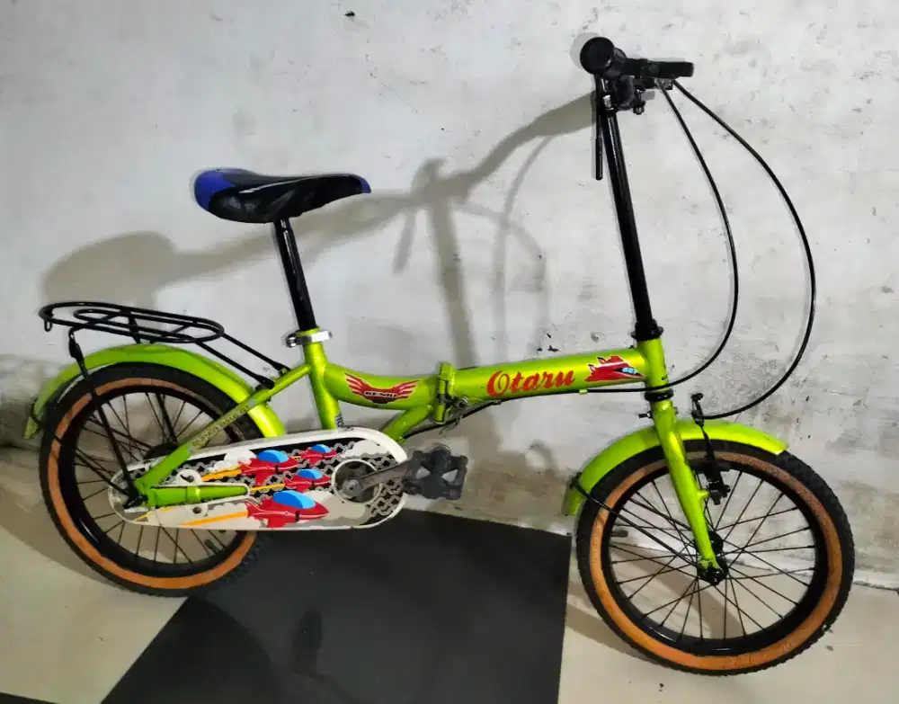 Sepeda lipat ukuran 16 kondisi normal untuk usia 6 7 8 9 10 tahun