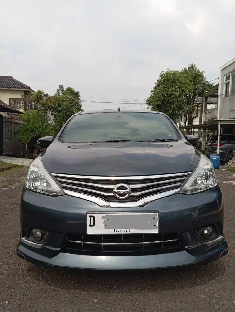 Nissan Grand Livina HWS AT 2015