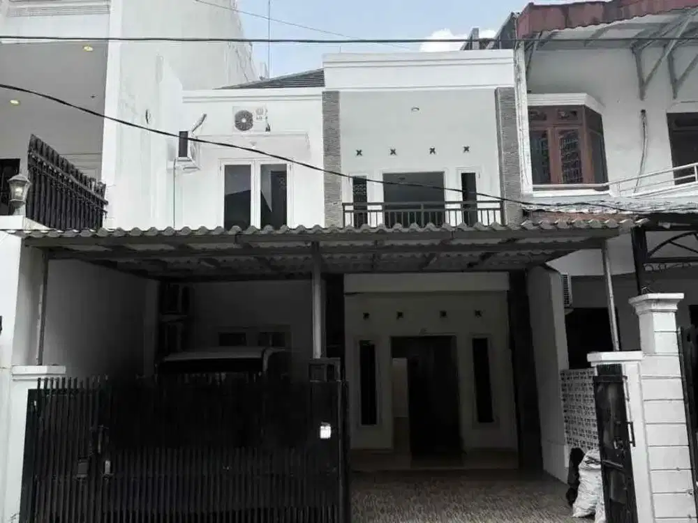 Rumah di Pondok Indah pinang emas jaksel
