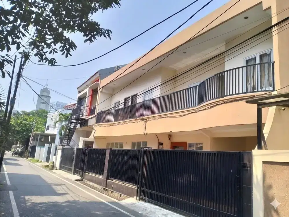 Rumah Cocok Untuk Kost di Petojo Enclek Gambir, Selangkah ke CBD Thamrin