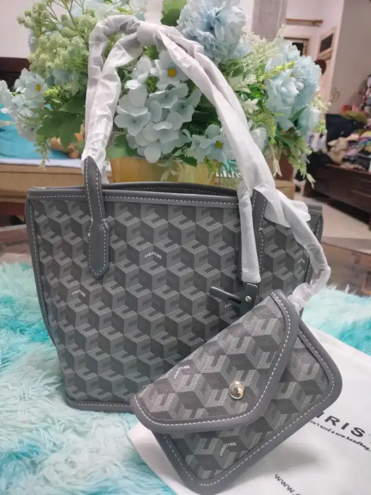 Tas Christy Ng Russo