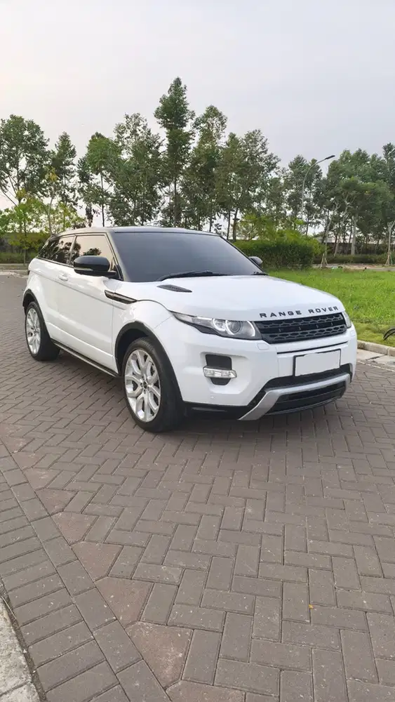 Jual Range Rover Evoque Coupe Dynamic Si4 2012 Register 2013