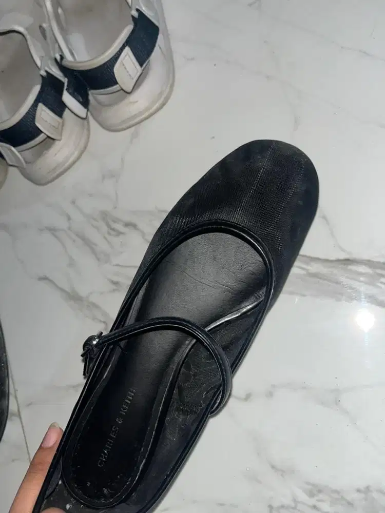 Preloved sepatu mery jane Charles and Keith Original