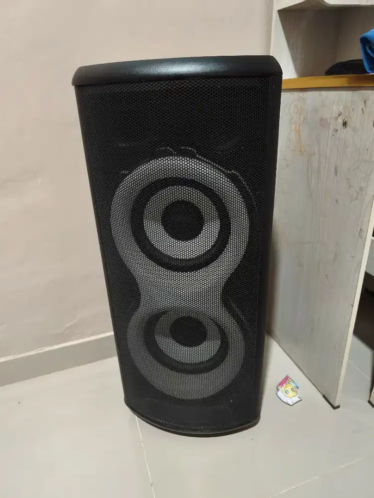 Speaker bluetooth