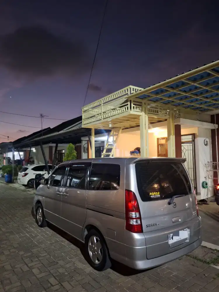 Nissan Serena 2005 Bensin