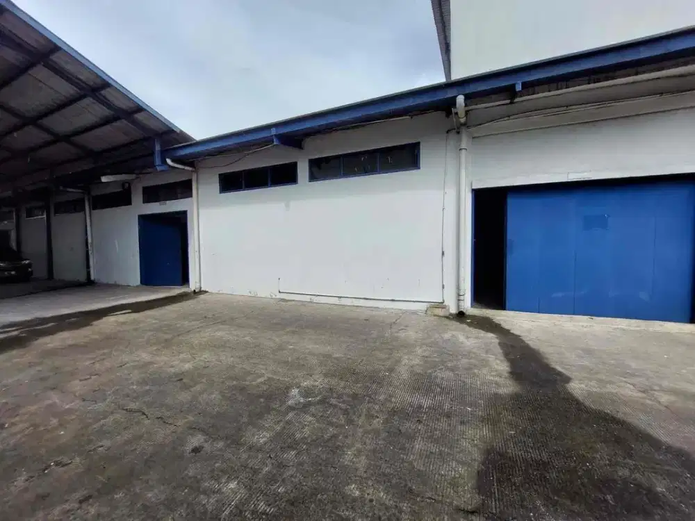 Gudang Strategis Luas di Margahayu Bandung