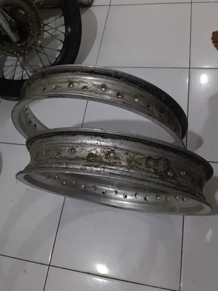 velg cha aluminium