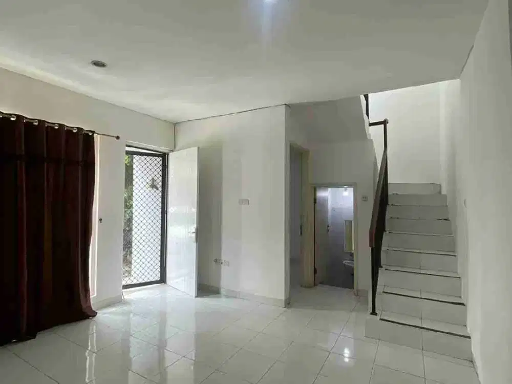 Dijual Rumah Rapi dan Luas Modernland Cluster Vienna Tangerang