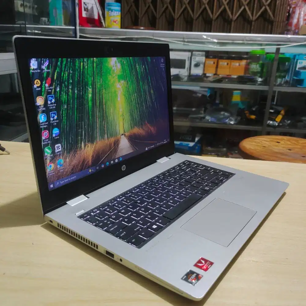Laptop HP Probook 645 G4 AMD Ryzen 3 Radeon Vega 8/256 SSD Win 10
