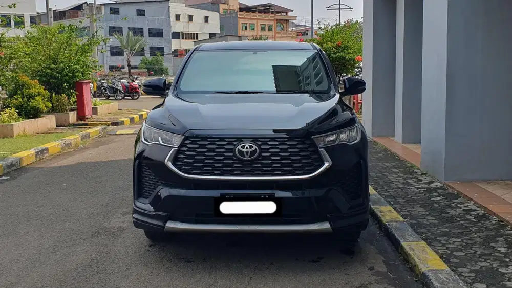 Km14rb toyota kijang innova v bensin upgrade modelista 2023 hitam
